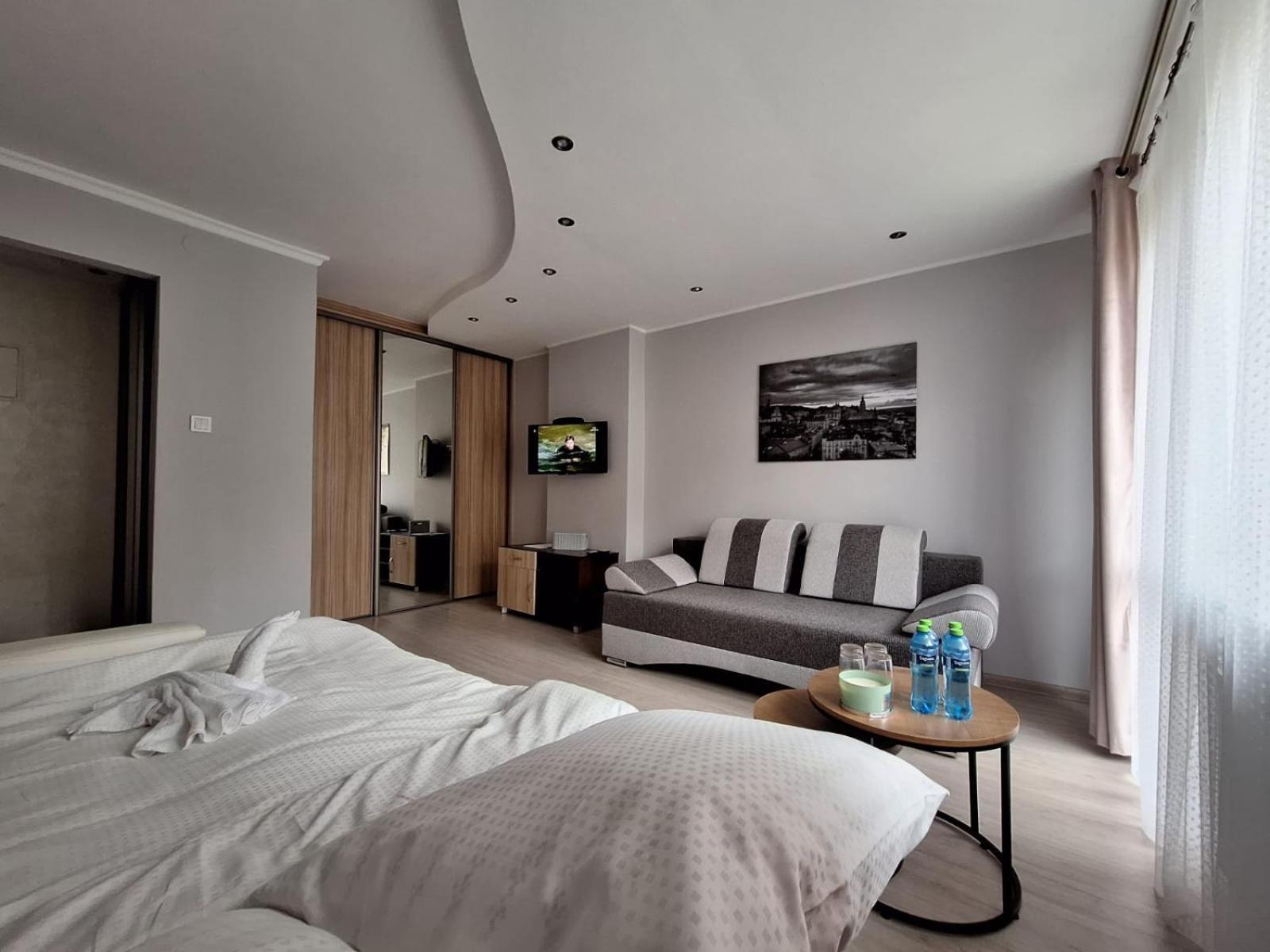 Apartament U Iwonki Przemysl Ngoại thất bức ảnh